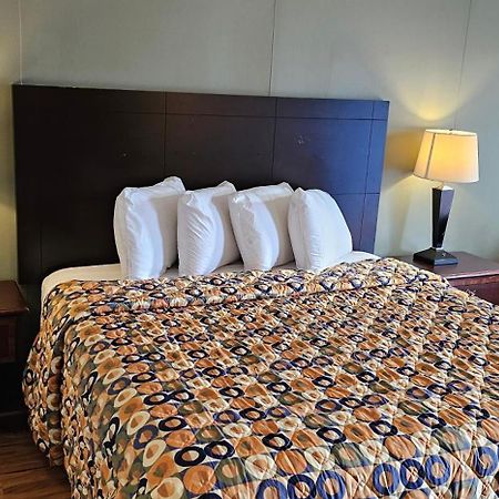 Astoria Hotel West Danville Buitenkant foto